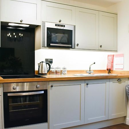 Darton Cottage Уитби Экстерьер фото